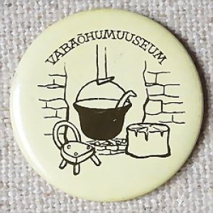 画像1: ロシアン缶バッジ　タリン・エストニア野外博物館　かまどと鍋