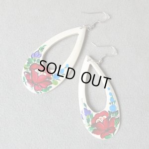 画像1: ハンガリー　ピアス　ハンドペイント　ホワイトｘレッドフラワー