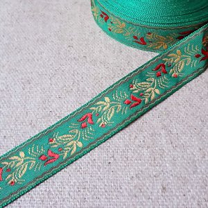 画像1: ロシア　刺繍リボン　2.3cm幅　グリーンx赤い花　