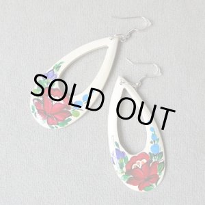 画像: ハンガリー　ピアス　ハンドペイント　ホワイトｘレッドフラワー