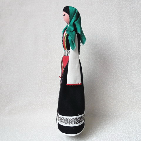 画像: ブルガリア　ヴィンテージ人形　緑のスカーフ　大きなお人形