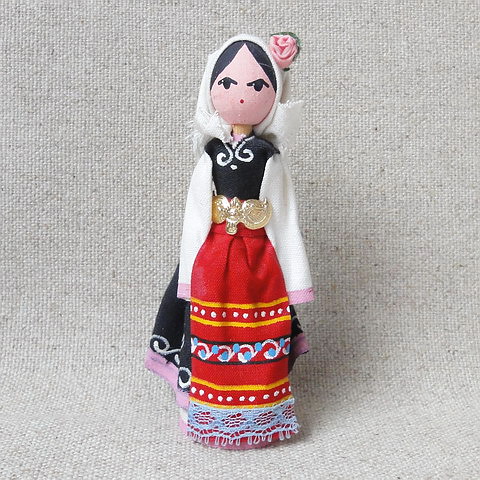 画像1: ブルガリア　ヴィンテージ人形　白いスカーフピンクのバラ