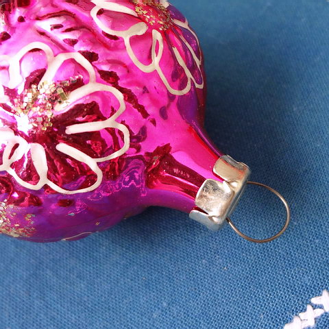 画像: ロシア　ヴィンテージ　ガラスのクリスマスオーナメント　ピンクの花かご　B