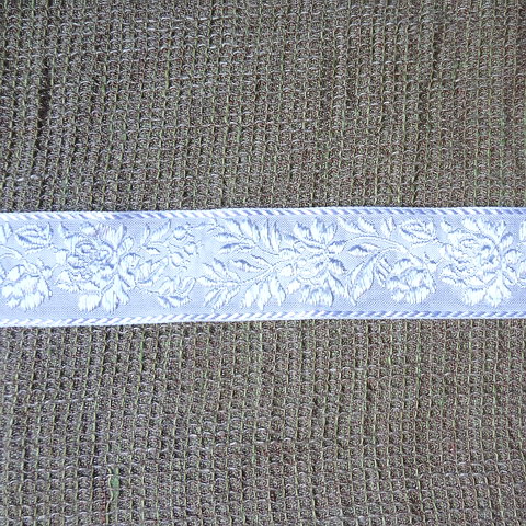 画像: ハンガリー刺繍リボン　マチョー・トリム　ホワイトｘホワイト　3.2cm幅