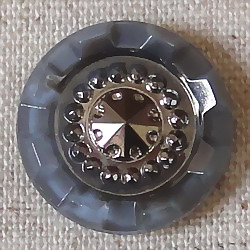 画像1: チェコのヴィンテージボタン　1970〜80年代　グレーxシルバー 1.8cm(A)