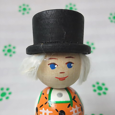 画像: エストニア　オールド　木のお人形　黒い帽子の男の子